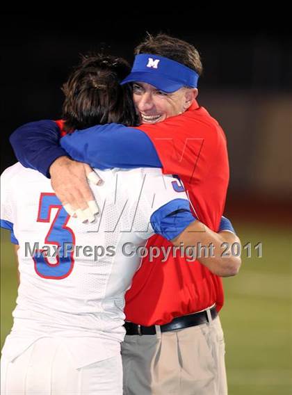 Thumbnail 2 in Midway vs. Tyler (4A Division 1 Semifinal) photogallery.