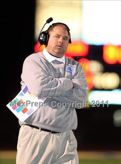 Thumbnail 3 in Midway vs. Tyler (4A Division 1 Semifinal) photogallery.