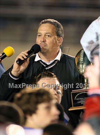 Thumbnail 1 in Midway vs. Tyler (4A Division 1 Semifinal) photogallery.