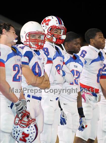 Thumbnail 2 in Midway vs. Tyler (4A Division 1 Semifinal) photogallery.