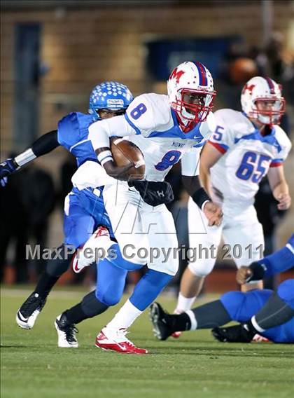 Thumbnail 2 in Midway vs. Tyler (4A Division 1 Semifinal) photogallery.