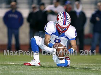 Thumbnail 2 in Midway vs. Tyler (4A Division 1 Semifinal) photogallery.