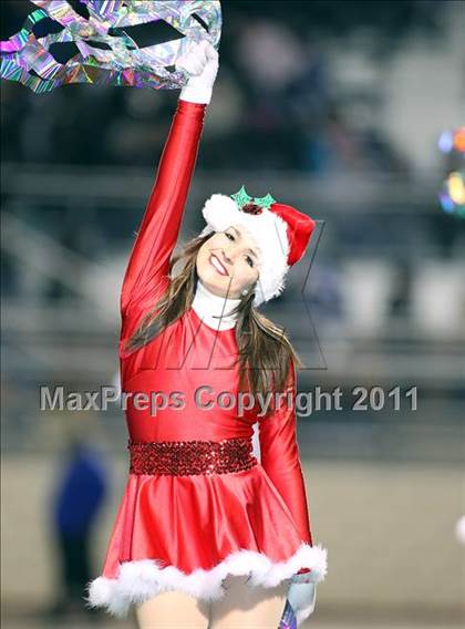 Thumbnail 1 in Midway vs. Tyler (4A Division 1 Semifinal) photogallery.