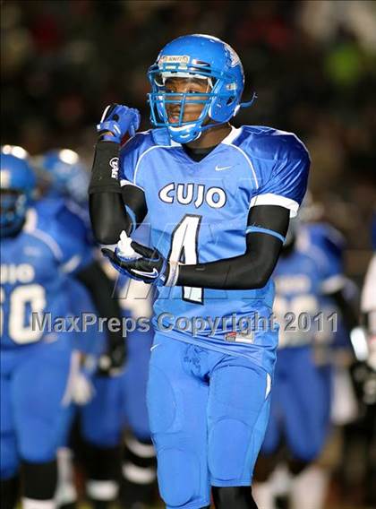 Thumbnail 1 in Midway vs. Tyler (4A Division 1 Semifinal) photogallery.