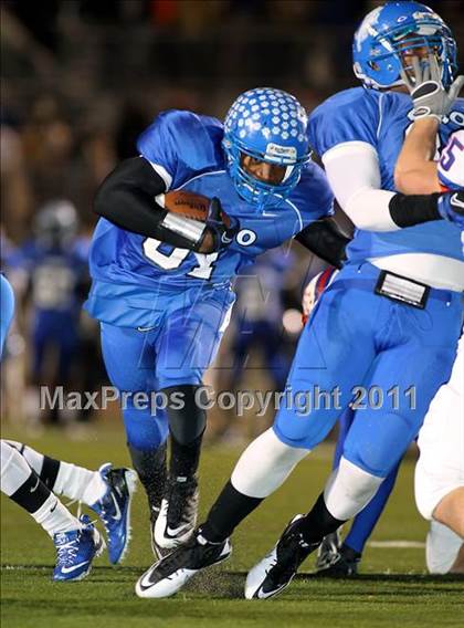 Thumbnail 3 in Midway vs. Tyler (4A Division 1 Semifinal) photogallery.