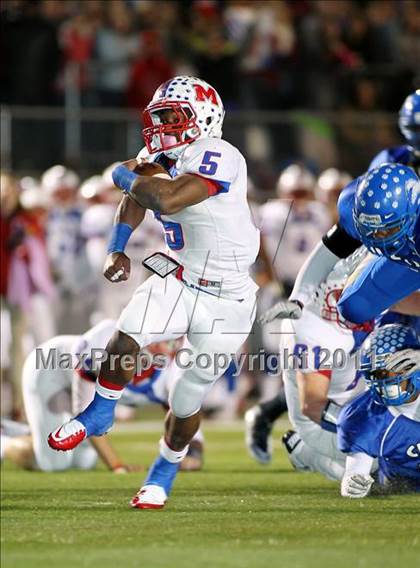 Thumbnail 3 in Midway vs. Tyler (4A Division 1 Semifinal) photogallery.