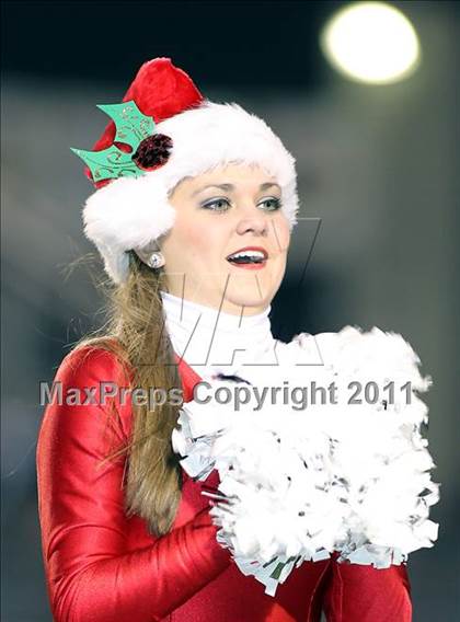 Thumbnail 1 in Midway vs. Tyler (4A Division 1 Semifinal) photogallery.