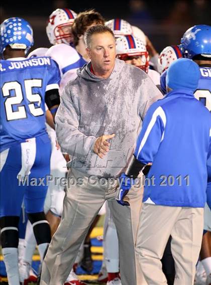 Thumbnail 2 in Midway vs. Tyler (4A Division 1 Semifinal) photogallery.