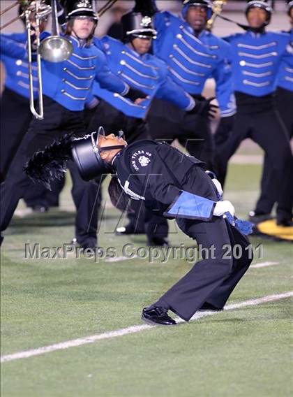 Thumbnail 1 in Midway vs. Tyler (4A Division 1 Semifinal) photogallery.