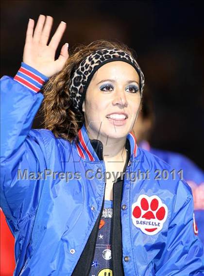 Thumbnail 2 in Midway vs. Tyler (4A Division 1 Semifinal) photogallery.