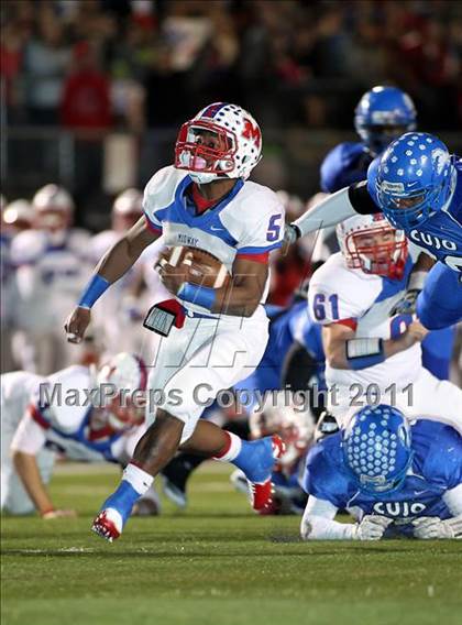 Thumbnail 2 in Midway vs. Tyler (4A Division 1 Semifinal) photogallery.