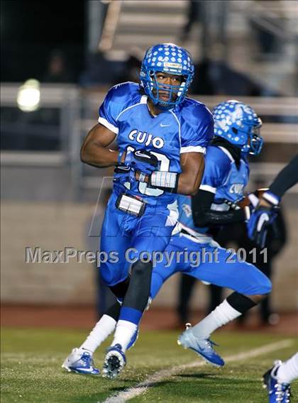 Thumbnail 1 in Midway vs. Tyler (4A Division 1 Semifinal) photogallery.