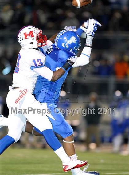 Thumbnail 3 in Midway vs. Tyler (4A Division 1 Semifinal) photogallery.