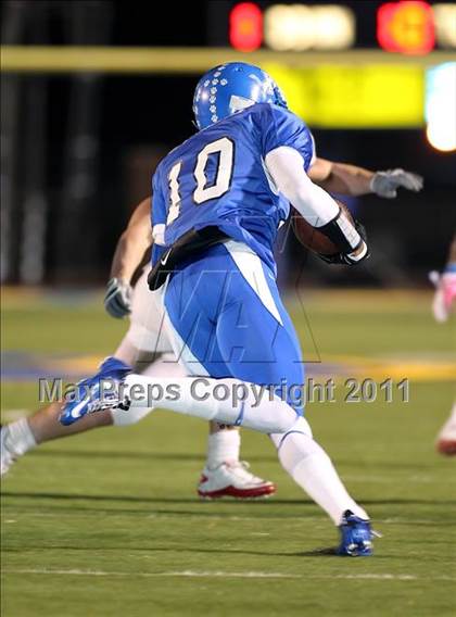 Thumbnail 1 in Midway vs. Tyler (4A Division 1 Semifinal) photogallery.