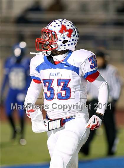 Thumbnail 2 in Midway vs. Tyler (4A Division 1 Semifinal) photogallery.