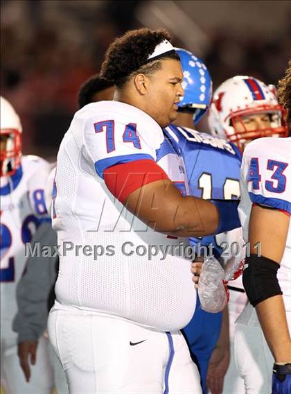 Thumbnail 2 in Midway vs. Tyler (4A Division 1 Semifinal) photogallery.