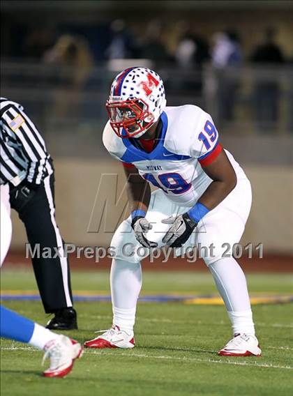 Thumbnail 2 in Midway vs. Tyler (4A Division 1 Semifinal) photogallery.