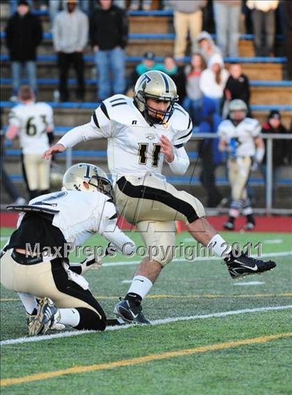Thumbnail 2 in Trumbull vs. Norwich Free Academy (CIAC Class LL Semifinal) photogallery.