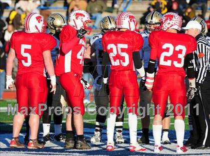 Thumbnail 3 in Trumbull vs. Norwich Free Academy (CIAC Class LL Semifinal) photogallery.