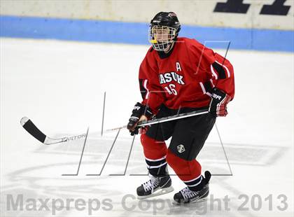 Thumbnail 2 in Masuk vs. Newington/Berlin/Manchester (CIAC Division III Semifinal) photogallery.