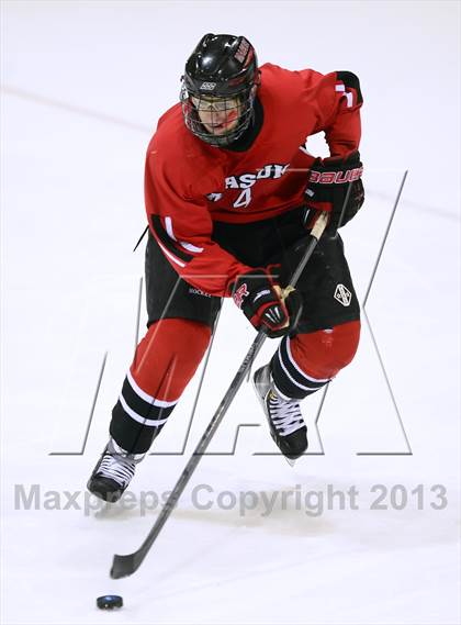 Thumbnail 1 in Masuk vs. Newington/Berlin/Manchester (CIAC Division III Semifinal) photogallery.