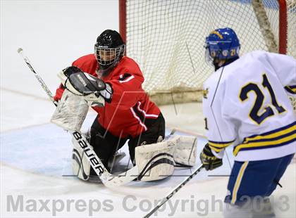 Thumbnail 2 in Masuk vs. Newington/Berlin/Manchester (CIAC Division III Semifinal) photogallery.