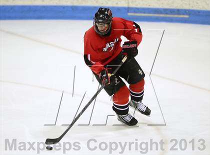 Thumbnail 3 in Masuk vs. Newington/Berlin/Manchester (CIAC Division III Semifinal) photogallery.