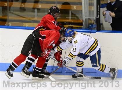 Thumbnail 3 in Masuk vs. Newington/Berlin/Manchester (CIAC Division III Semifinal) photogallery.