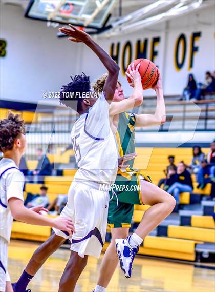 Thumbnail 3 in Shawnee Mission South @ Shawnee Mission West photogallery.