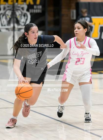 Thumbnail 1 in Higley vs Gilbert (AIA 6A Quarterfinal) photogallery.