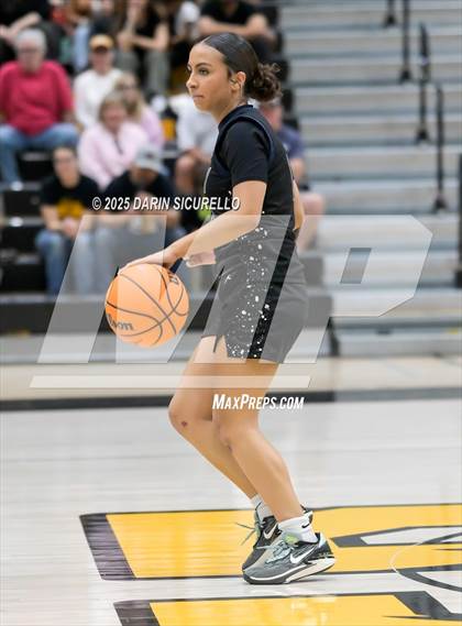 Thumbnail 2 in Higley vs Gilbert (AIA 6A Quarterfinal) photogallery.