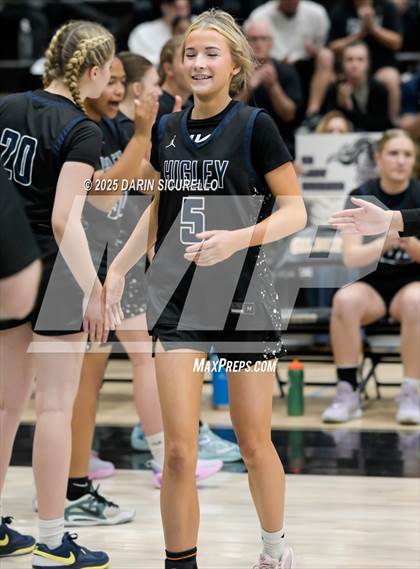 Thumbnail 2 in Higley vs Gilbert (AIA 6A Quarterfinal) photogallery.
