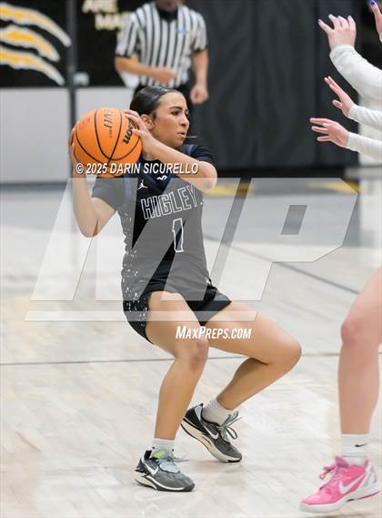 Thumbnail 1 in Higley vs Gilbert (AIA 6A Quarterfinal) photogallery.