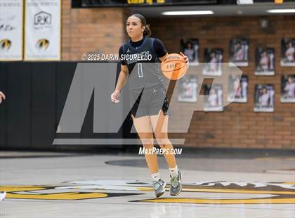 Thumbnail 1 in Higley vs Gilbert (AIA 6A Quarterfinal) photogallery.