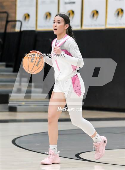 Thumbnail 2 in Higley vs Gilbert (AIA 6A Quarterfinal) photogallery.