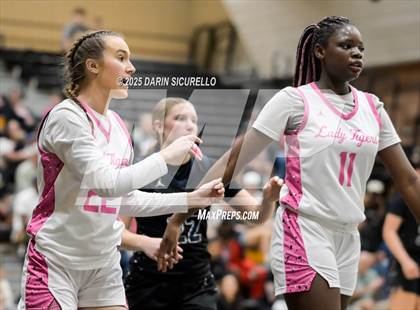 Thumbnail 2 in Higley vs Gilbert (AIA 6A Quarterfinal) photogallery.