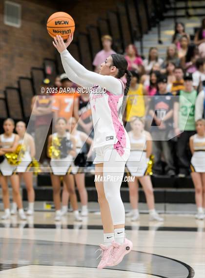 Thumbnail 2 in Higley vs Gilbert (AIA 6A Quarterfinal) photogallery.