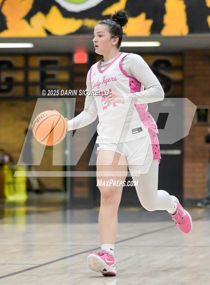 Thumbnail 3 in Higley vs Gilbert (AIA 6A Quarterfinal) photogallery.