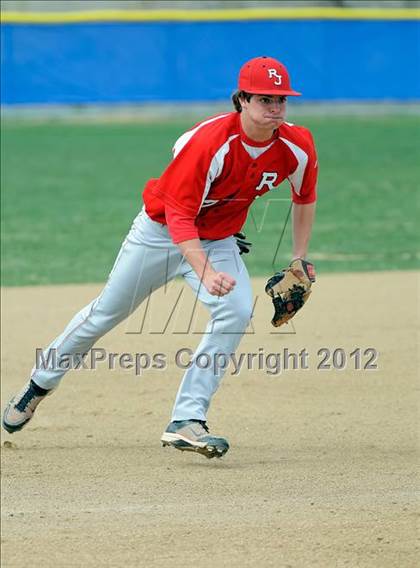 Thumbnail 2 in Regis Jesuit @ Legend photogallery.
