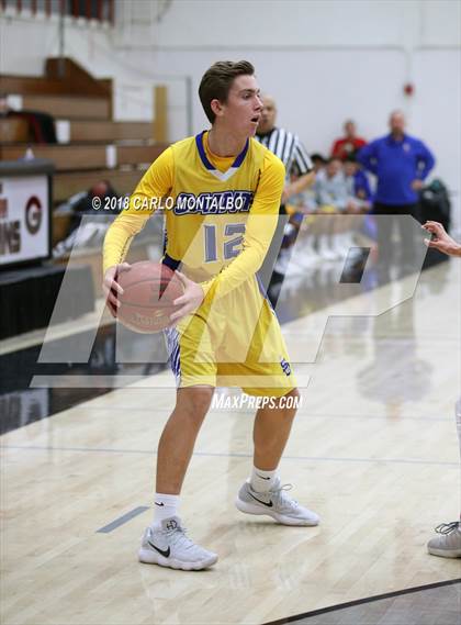 Thumbnail 2 in San Dimas vs. Charter Oak photogallery.