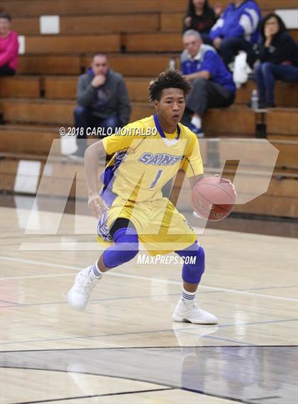 Thumbnail 2 in San Dimas vs. Charter Oak photogallery.