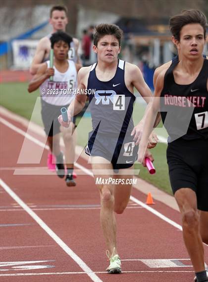 Thumbnail 1 in Longs Peak League Meet photogallery.