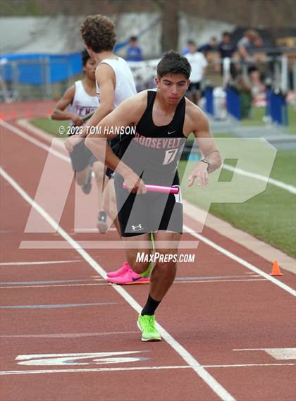 Thumbnail 3 in Longs Peak League Meet photogallery.