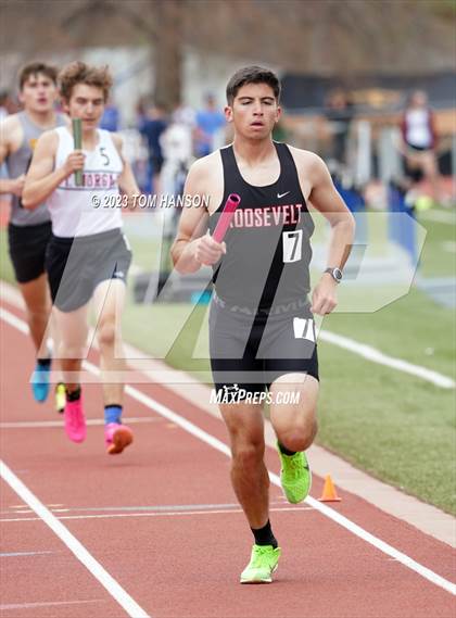Thumbnail 3 in Longs Peak League Meet photogallery.
