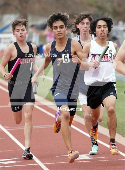 Thumbnail 2 in Longs Peak League Meet photogallery.