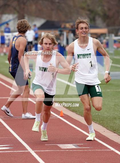 Thumbnail 1 in Longs Peak League Meet photogallery.