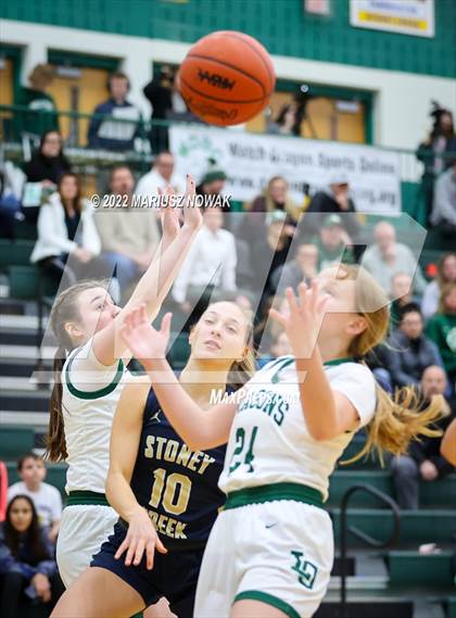 Thumbnail 2 in Stoney Creek vs. Lake Orion (MHSAA District Semifinal) photogallery.