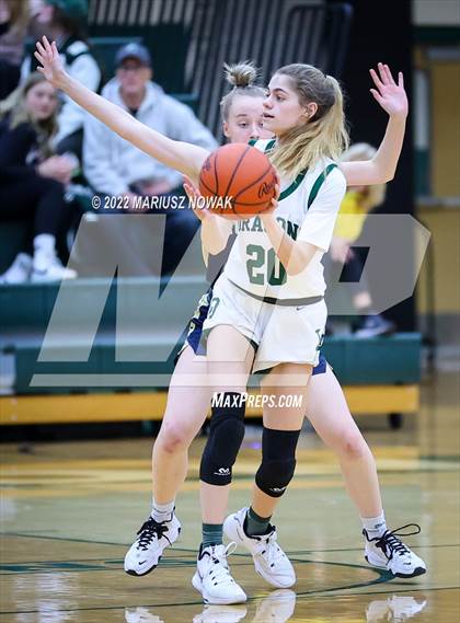 Thumbnail 2 in Stoney Creek vs. Lake Orion (MHSAA District Semifinal) photogallery.