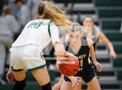 Thumbnail 2 in Stoney Creek vs. Lake Orion (MHSAA District Semifinal) photogallery.