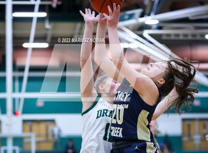Thumbnail 2 in Stoney Creek vs. Lake Orion (MHSAA District Semifinal) photogallery.